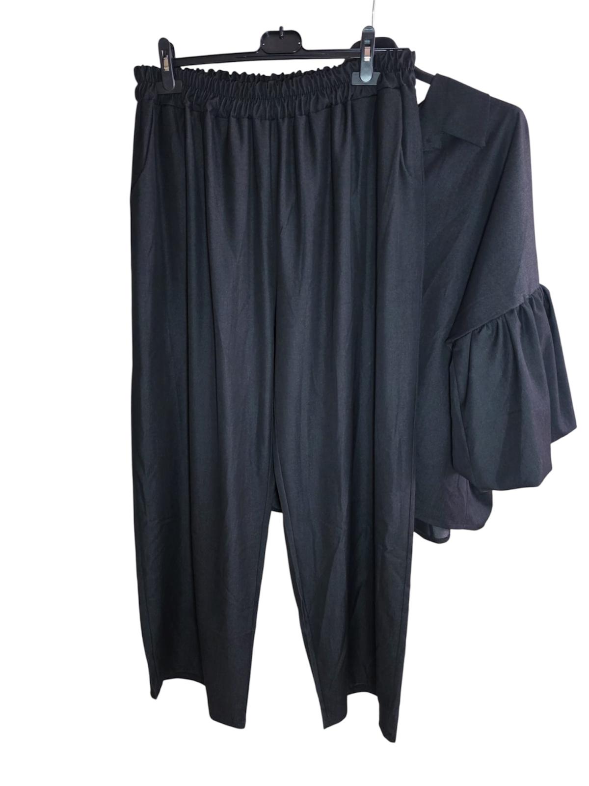 Conjunto Camisa y Pantalón Negro con Volantes