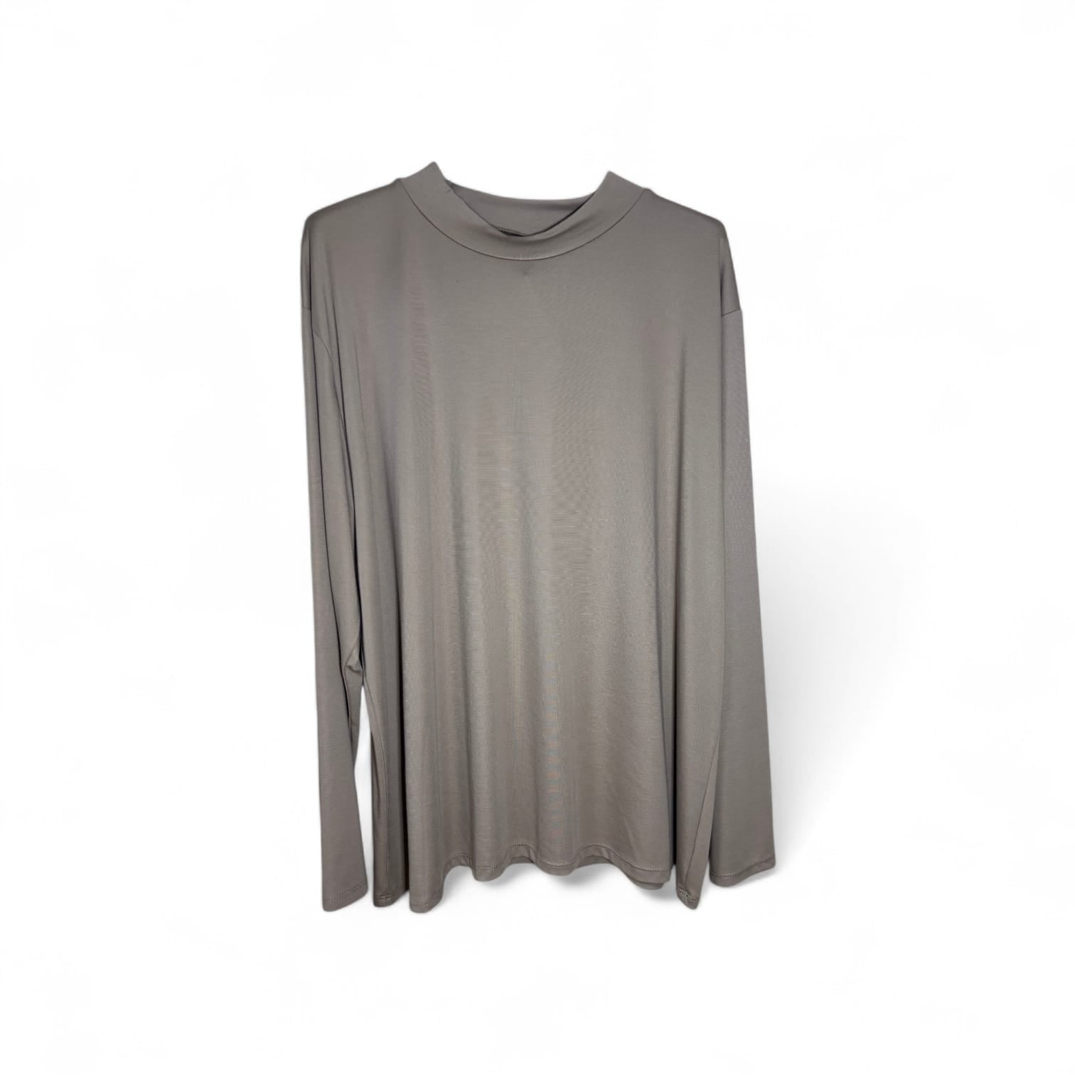 Camiseta Cuello Alto Básica Talla Grande
