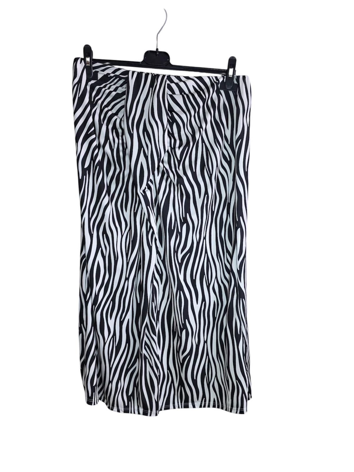 Falda Estampado Cebra Blanco y Negro