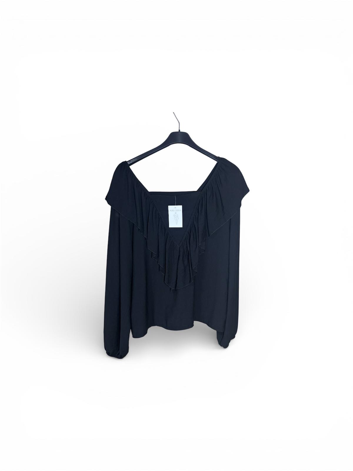 Blusa manga larga con escote cuadrado