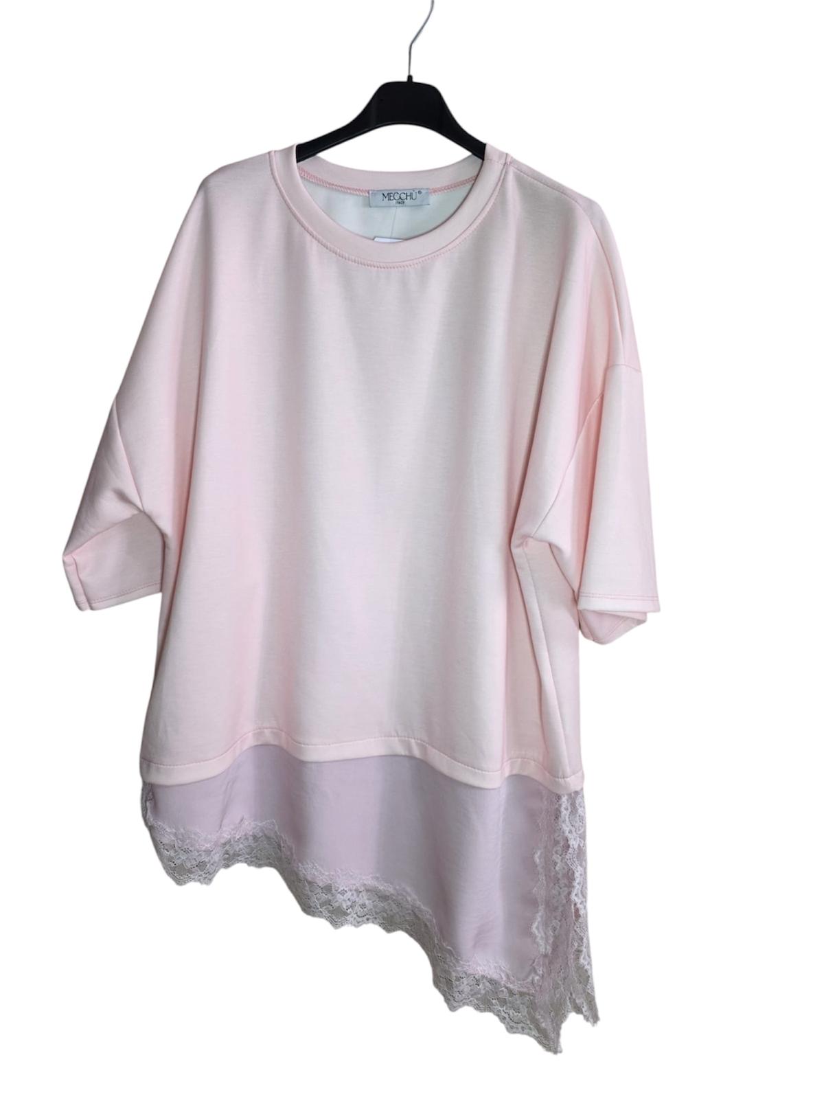 Blusa Rosa Asimétrica con Encaje